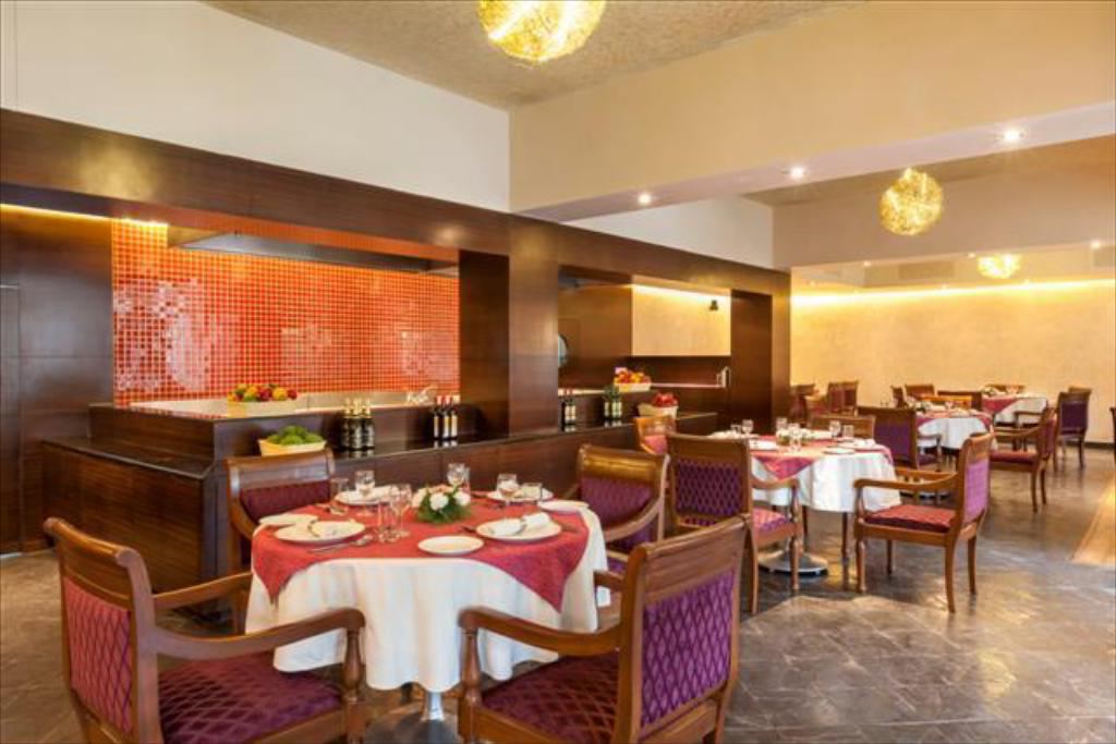 Hotel Hilltone